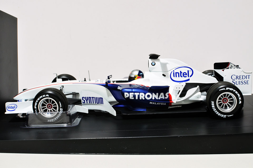 SEBASTIAN VETTEL 2006 BMW SAUBER F1 TEAM SAUBER BMW C24B 1:18